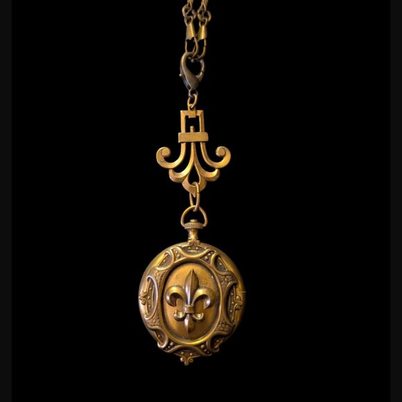 Jan Michaels Jewelry - Jan Michaels Oxidized Antiqued Gold Tone Pocket Locket 47" Chain 5.5" Pendant